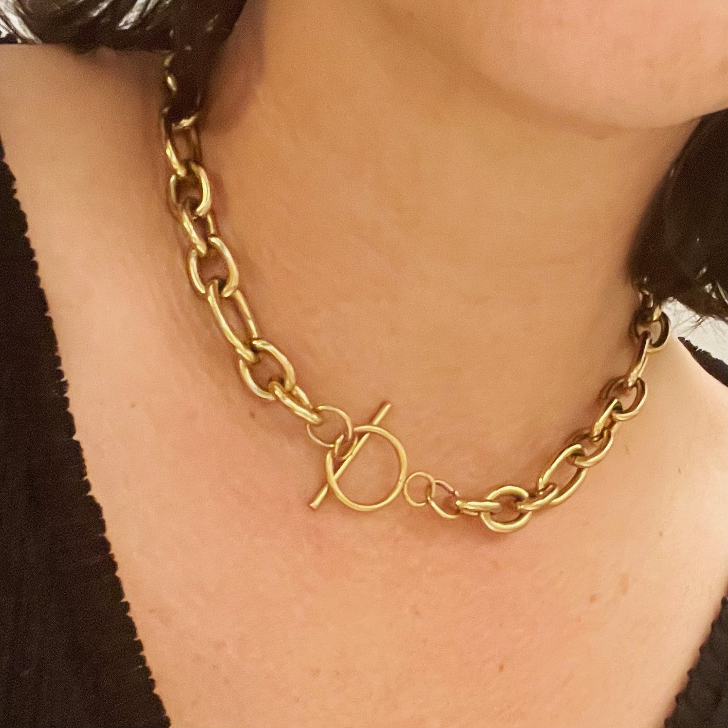 NK-435 | Vivienne Chunky Chain Toggle Necklace